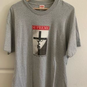 Supreme T-Shirt